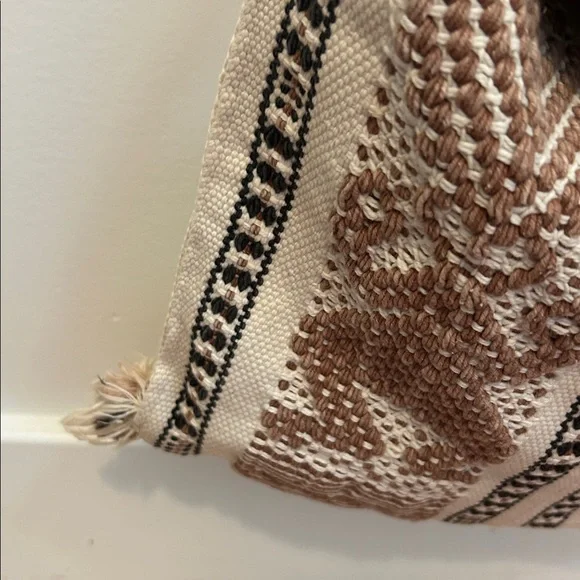 Cream Boho Shoulder Bag - Picture 2 of 3